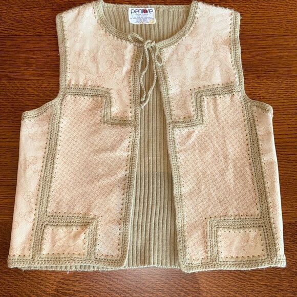 Vintage 60’s 70’s Boho Patchwork Suede Crochet Tie Neck Knit Vest Size Small - Picture 6 of 13